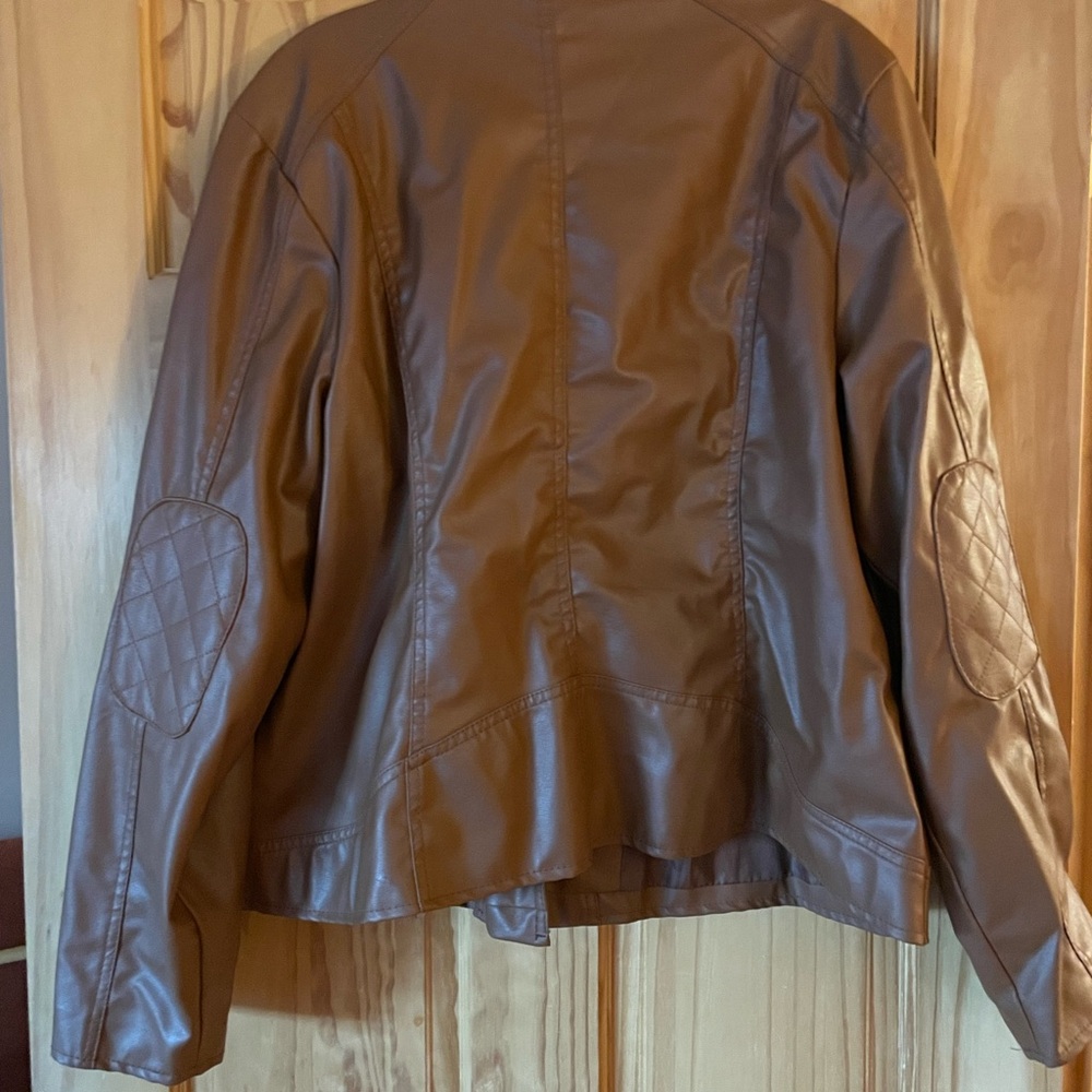 New Look Women's Brown Faux Leather Jacket - Picture 3 of 5